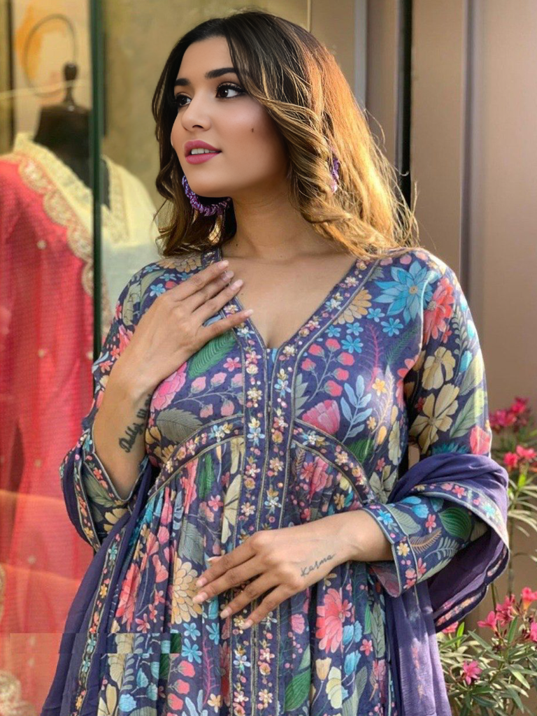 Floral Printed Kurta With Bottom & Dupatta Set