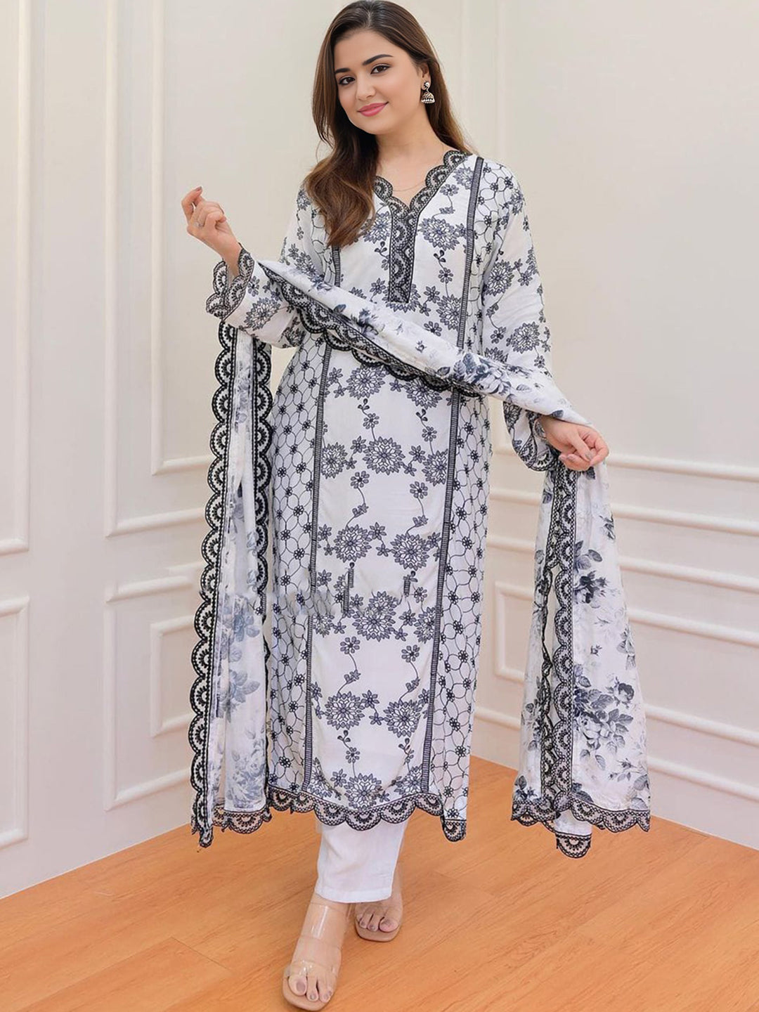 Muslin Ethnic Motifs Kurta With Bottom & Dupatta Set