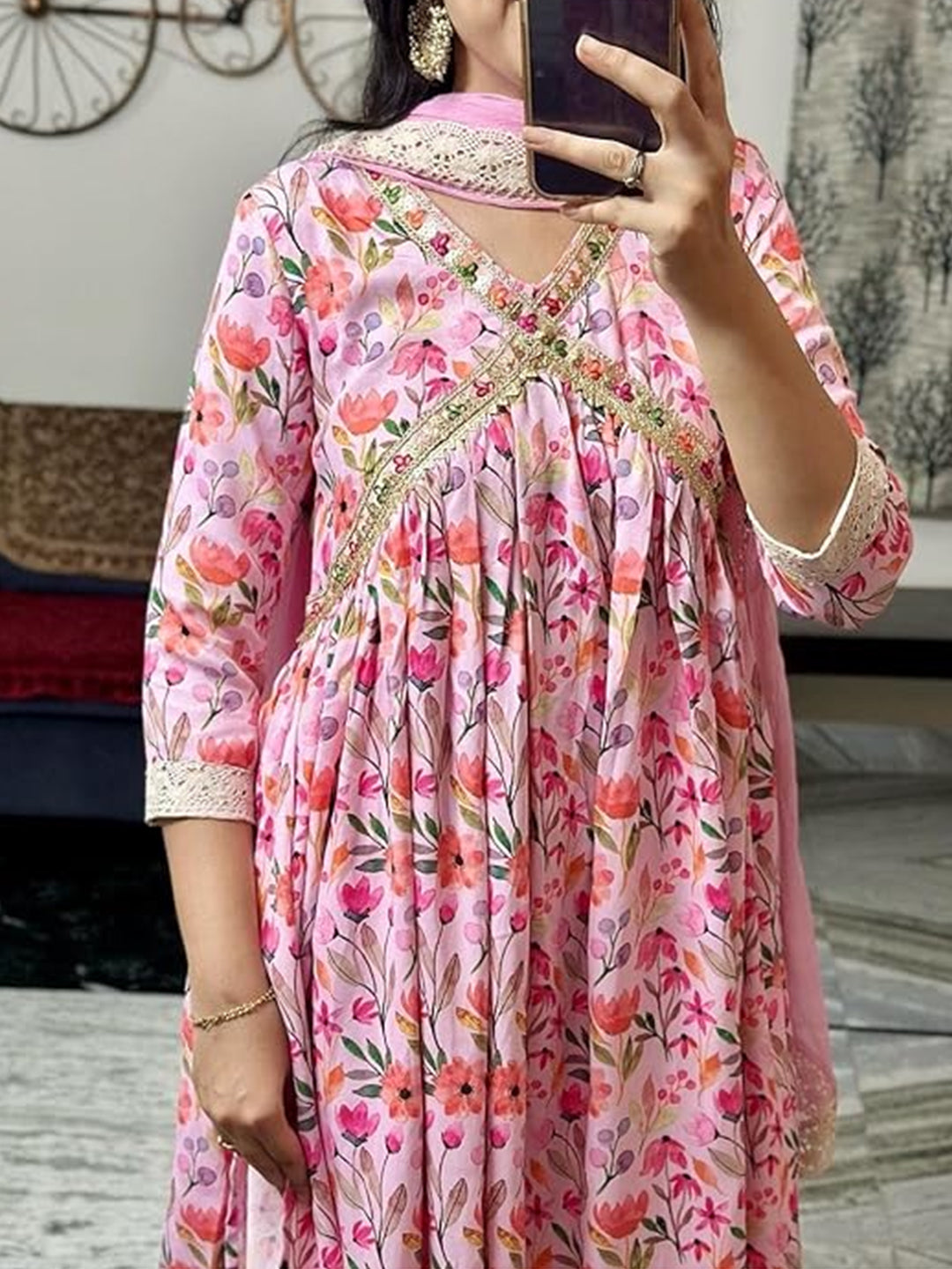 Floral Printed Kurta With Bottom & Dupatta Set