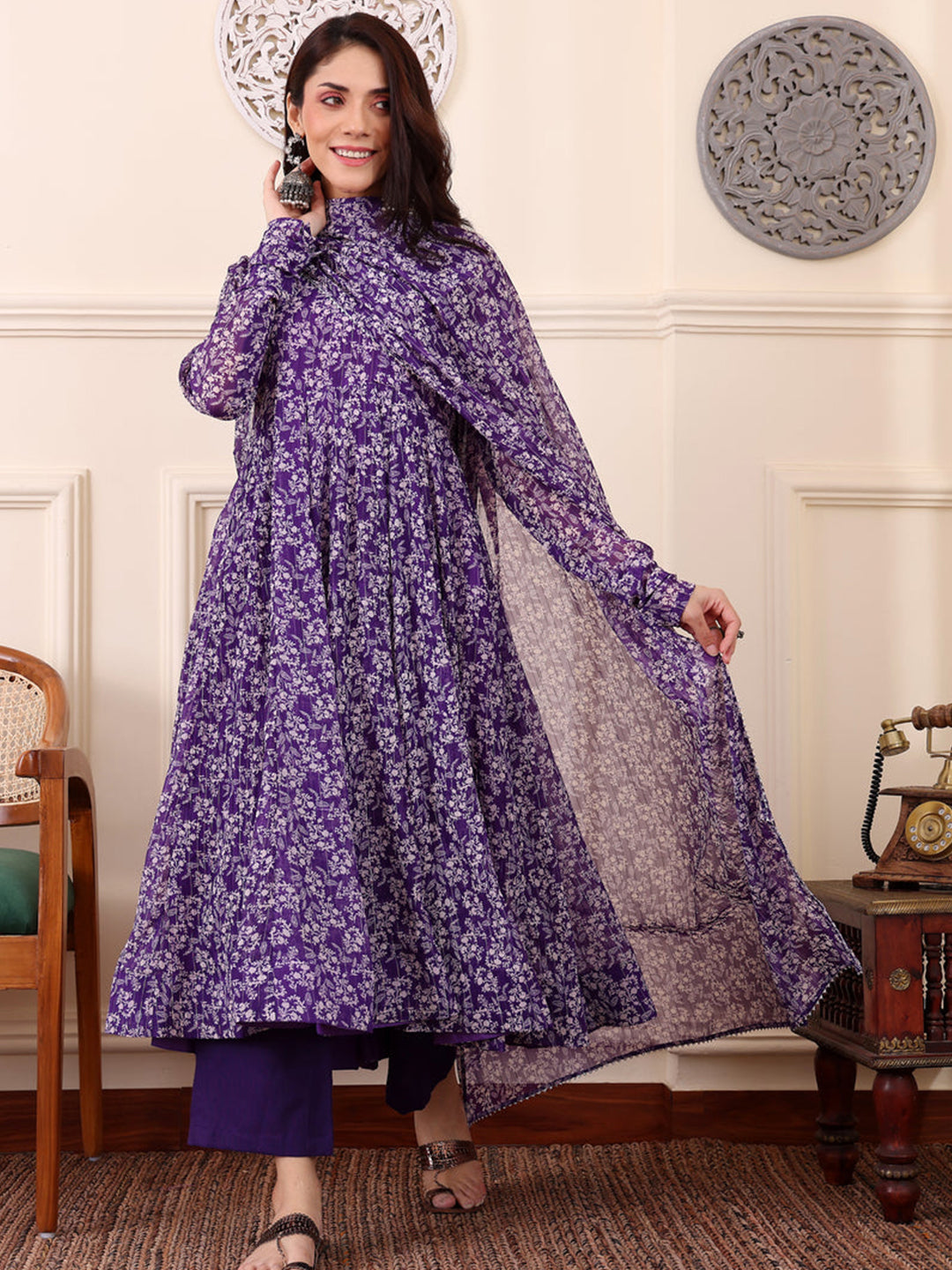 Floral Printed Kurta With Bottom & Dupatta Set