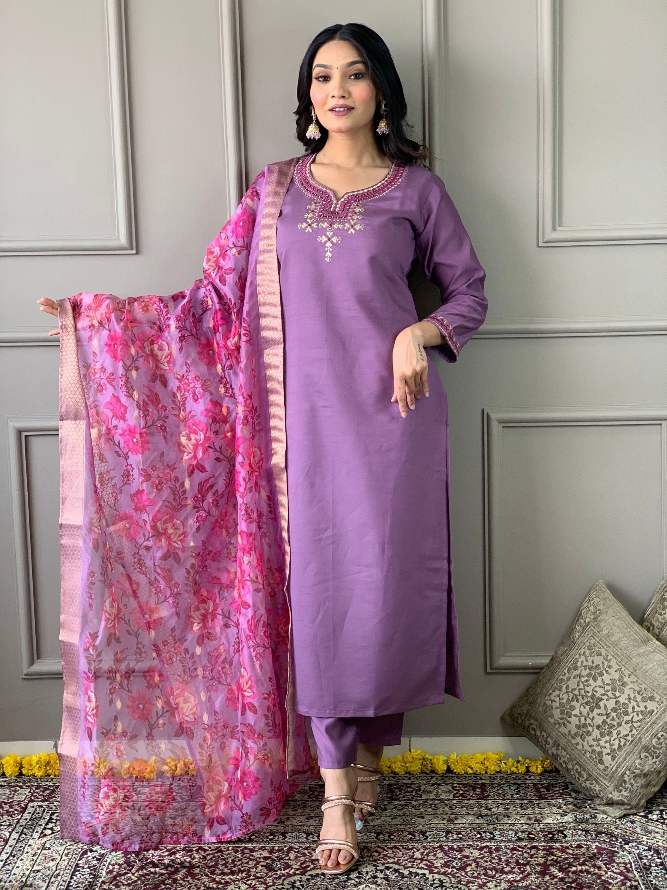 Light Purple Chanderi Viscose Embroidered Kurta With Bottom & Dupatta Set