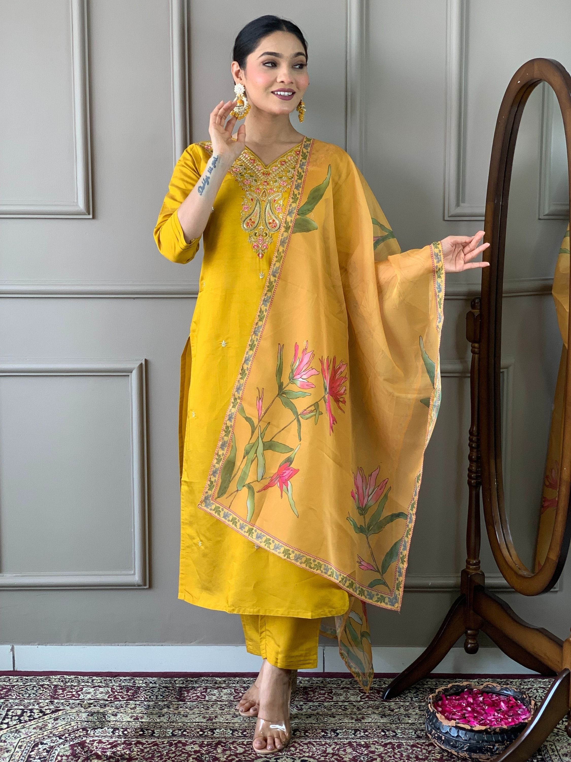 Chanderi Viscose Floral Embroidered Kurta With Bottom & Dupatta Set