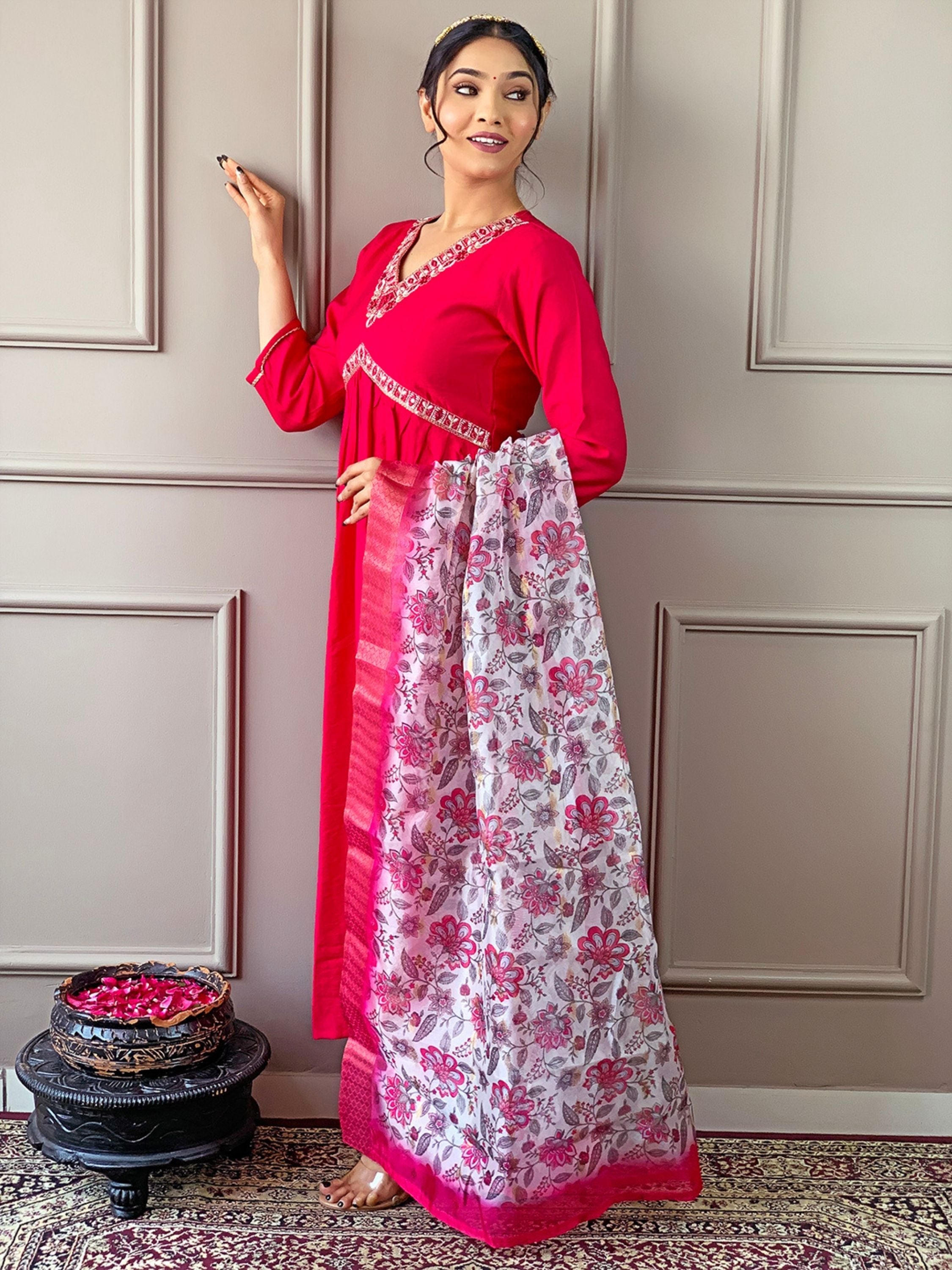 Chanderi Viscose Lce Work Embroidered Kurta With Bottom & Dupatta Set